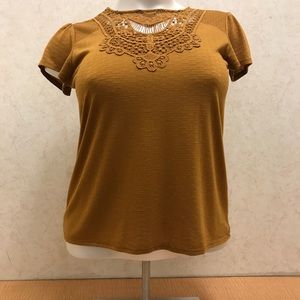 Maurices shirt. Size Large